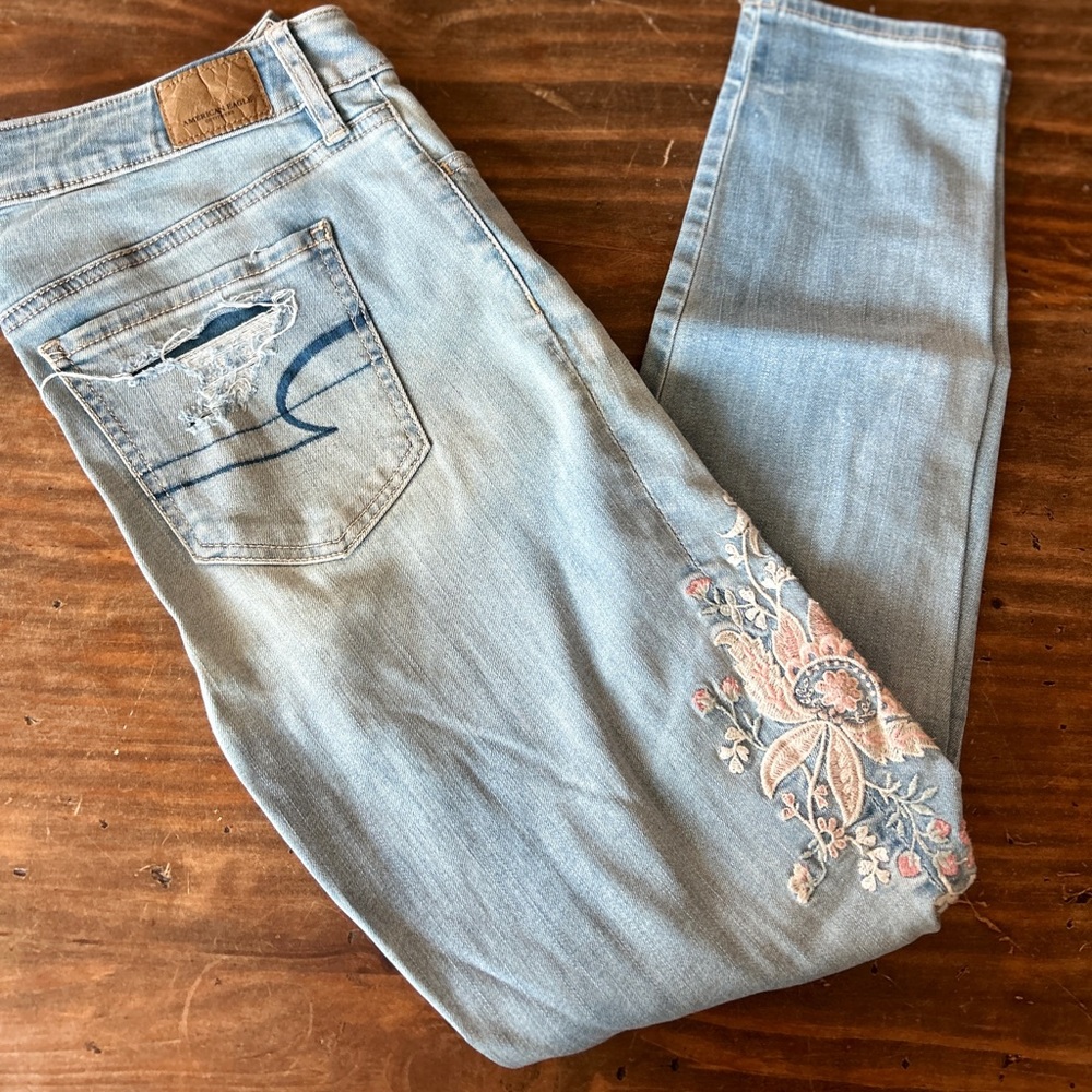 American Eagle Jeans - Floral Embroidered